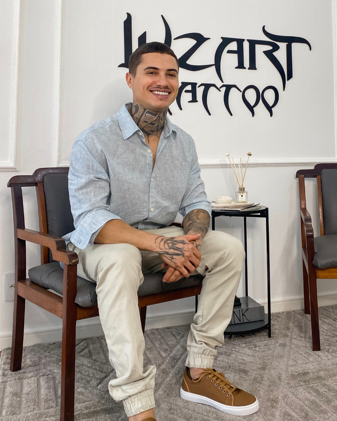 tatuagem masculina, tatuagem masculino, tatuagem, realismo, tattoo, piercing, foto de tatuagens masculinas, luzart, preto e cinza, blackwork, tatuagem no braço masculino - 5